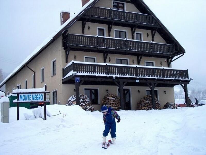 Monte Negro Bed & Breakfast Ladek-Zdroj Exterior photo